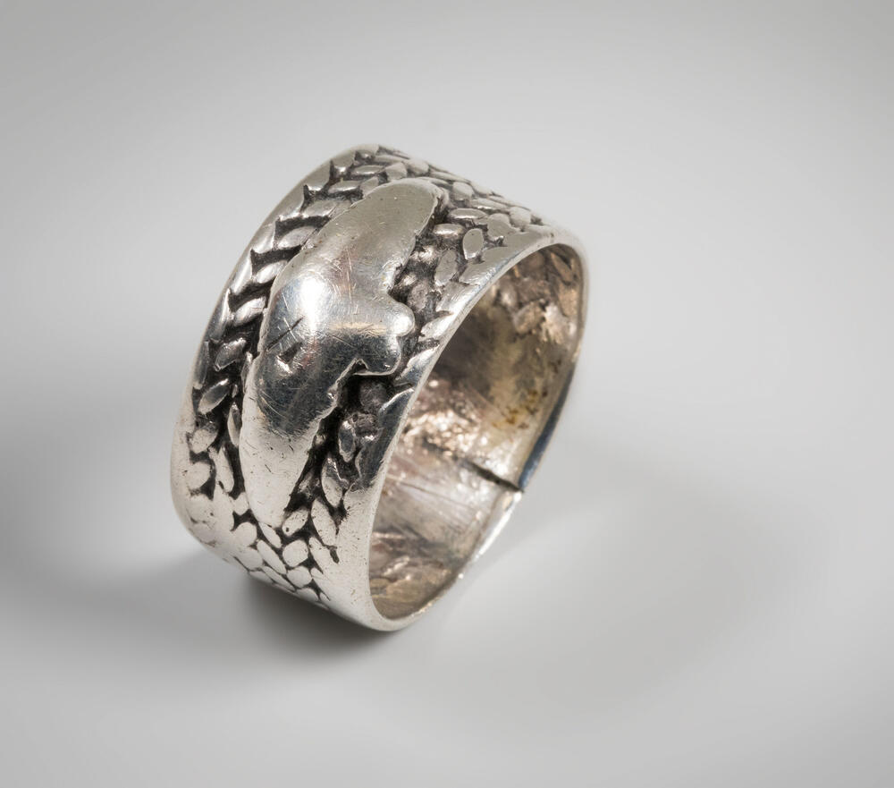 Ring