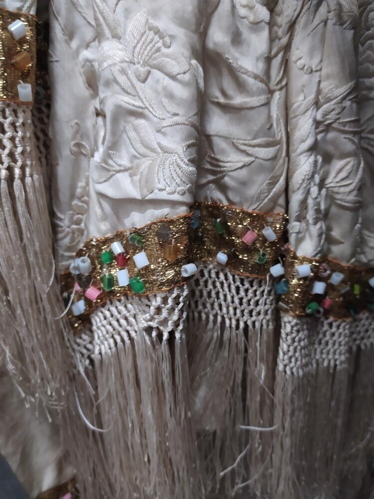 Dames wandelensemble, mantel en rok