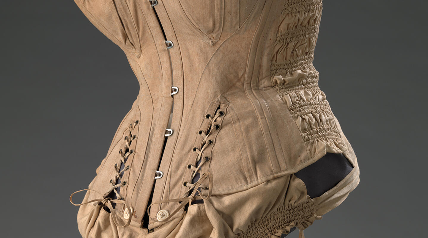 Zwangerschapskorset, collectie Amsterdam Museum