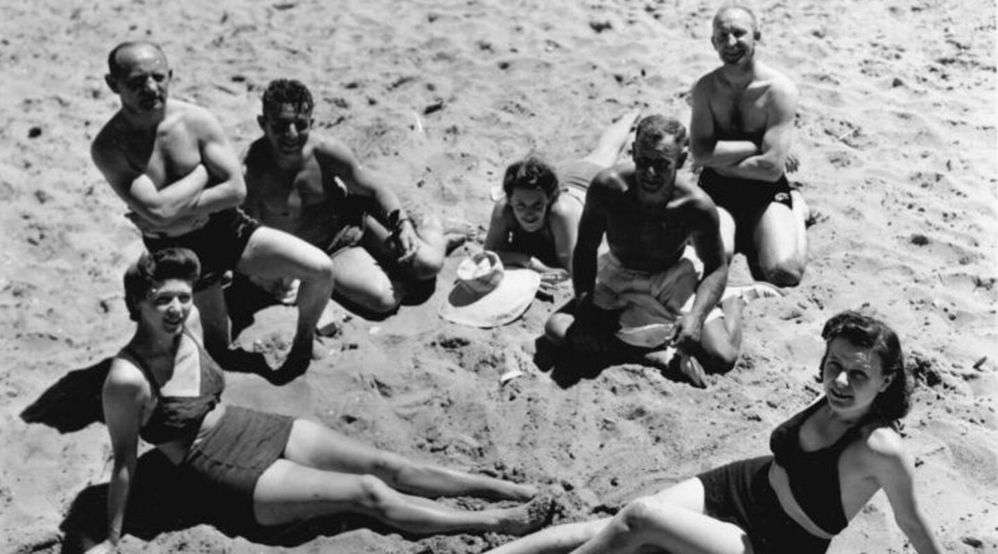 Oriental_Beach,_Wellington_c.1947_