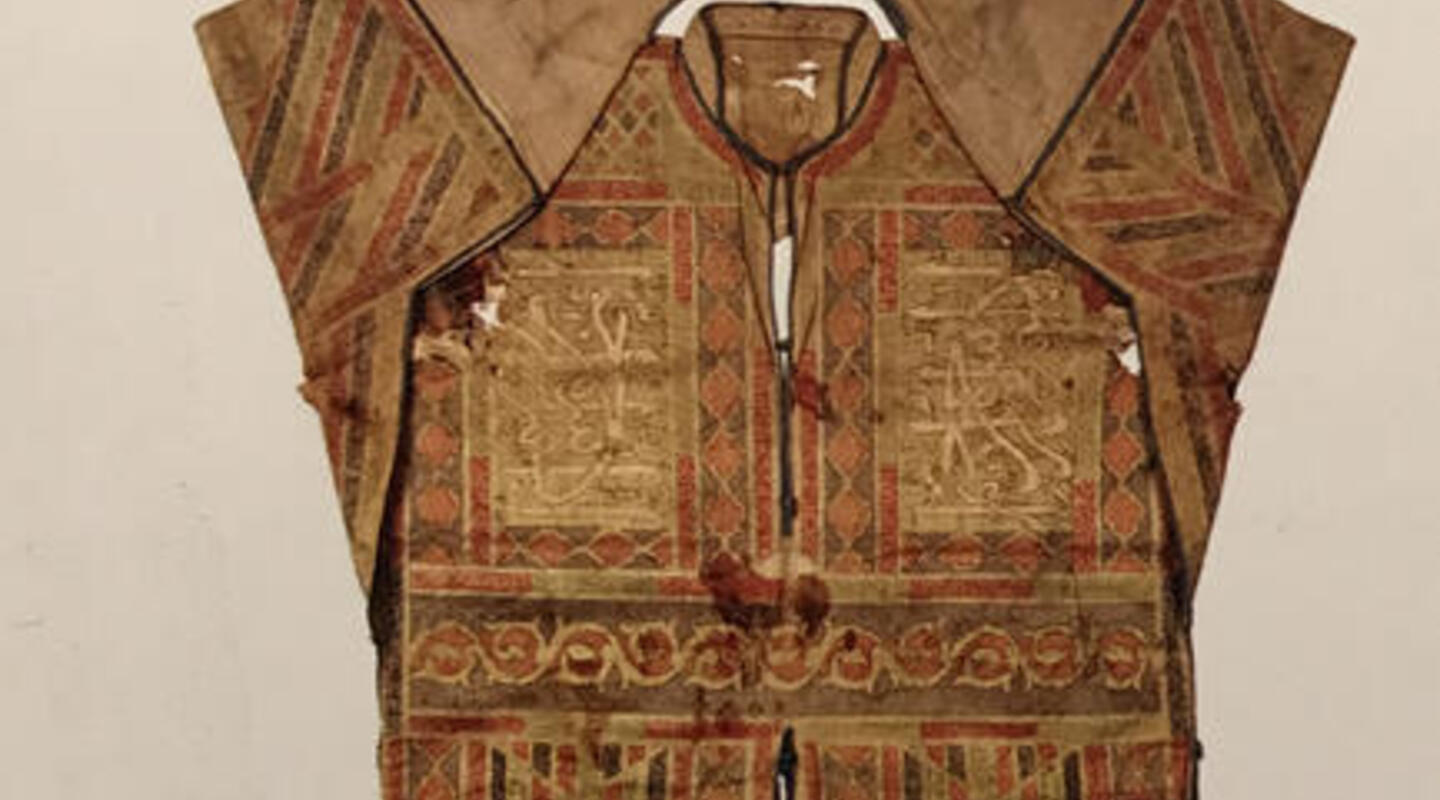 kleding met arabische opschriften