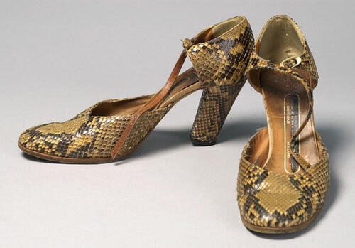 Schoenen gedragen door Shireen Strooker in diverse producties van Het Werkteater