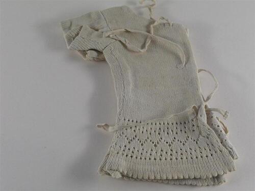Vondelingenkleding: onderhemd