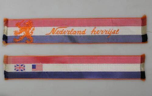 Twee linten 'Nederland herrijst'