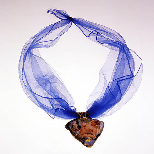 'Amulet'