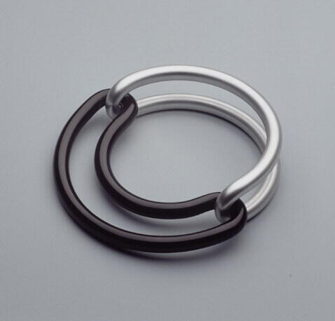 Armband, tweedelig, van (geanodiseerd) aluminium