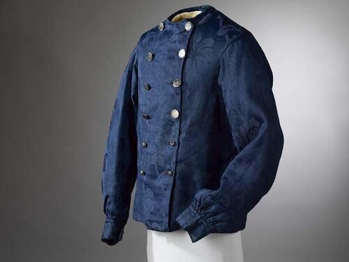 Baeitje of mannenvest van donkerblauw damast (wol) met ingeweven bloempatroon