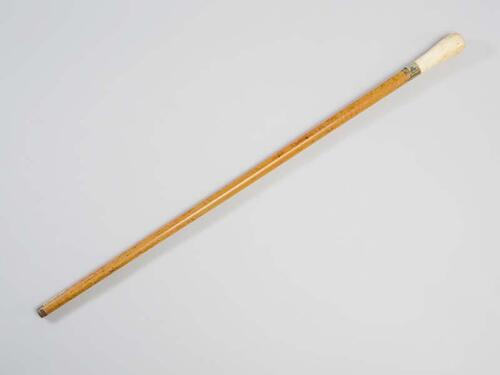 Wandelstok met ivoren knop