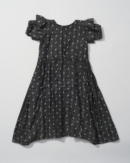 Kinderjurk voor de 'zevenwekenrouw', Bunschoten, 1930–1948