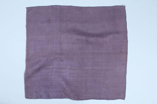 Vierkant blauw zijden sjaaltje