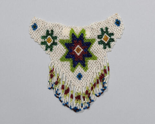 'Kraaltjes-kraalwerk' voor achterpand beuk, Axel, 1900–1966