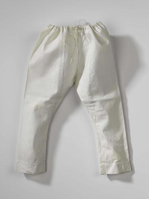 Wit katoenen poppenonderbroek, lang model