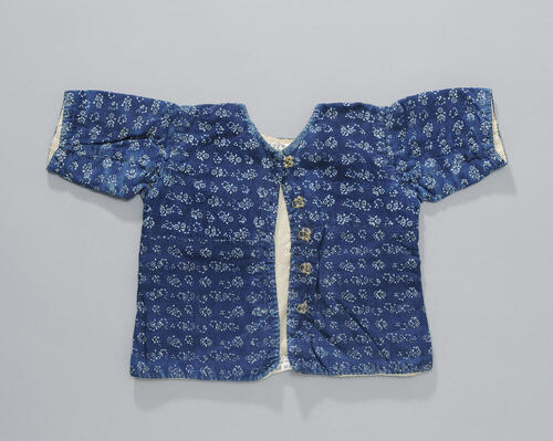 Hemdrok voor een klein meisje, Bunschoten, voor 1973