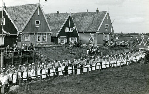 Oranjefeest op Marken, 1945