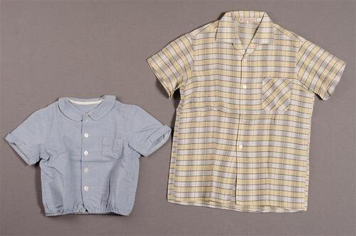 Twee jongensblouses