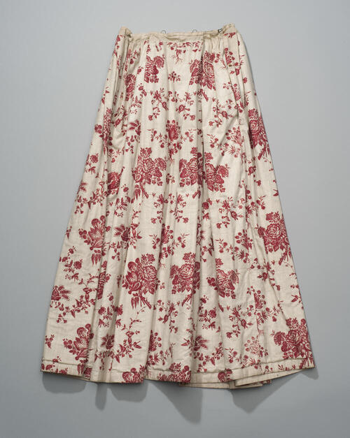 Vrouwenrok met rood dessin, Friesland, voor 1957