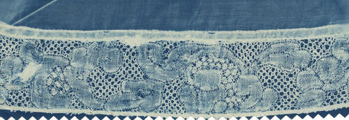 Detail 'hullekap' met Valenciennes kloskant, Marken