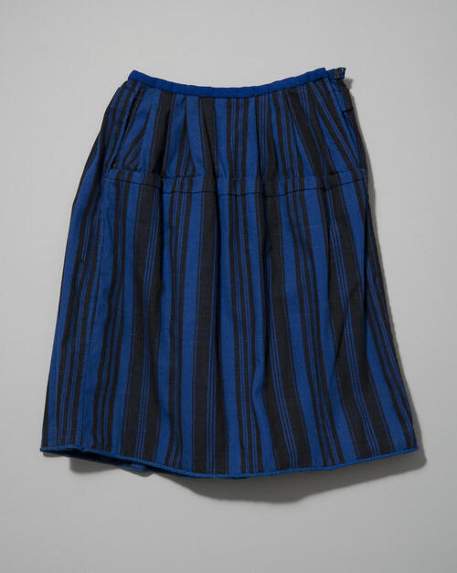 Zwart-blauw gestreepte bovenrok, Staphorst of Rouveen, 1945–1956