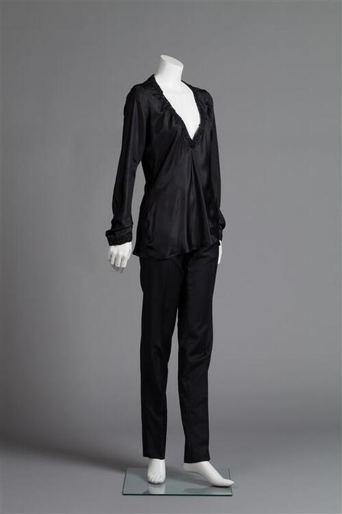 Damesensemble bestaande uit blouse en broek