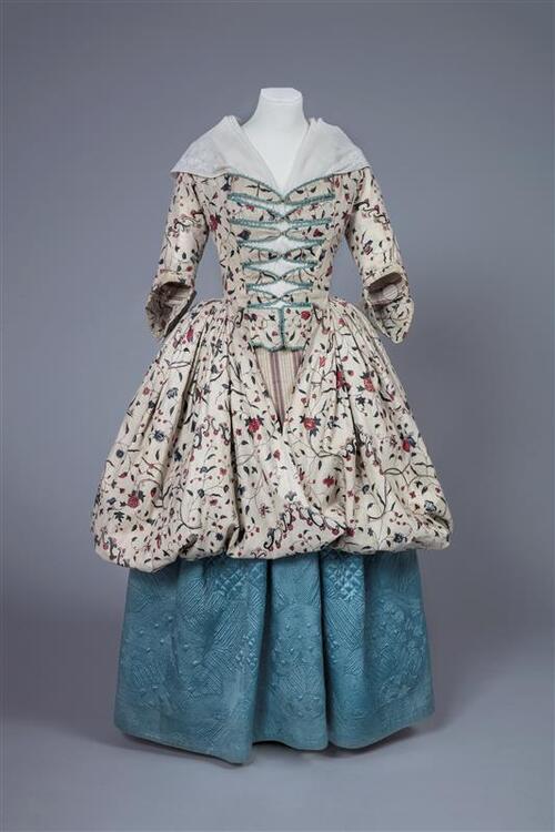 Robe à l'anglaise