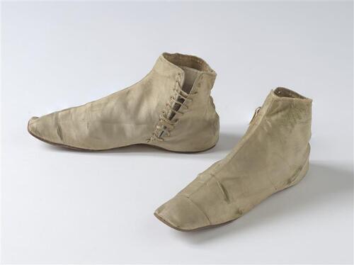 Paar damesschoenen