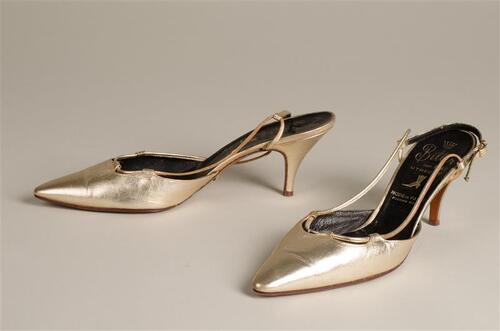 Paar damesschoenen