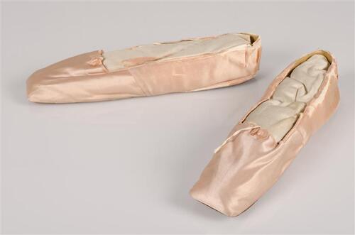 Paar damesballetschoenen