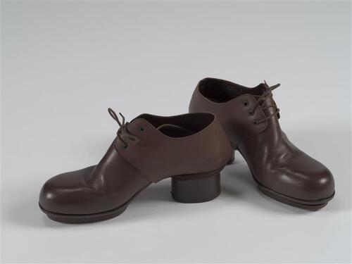 Bruine klompschoenen