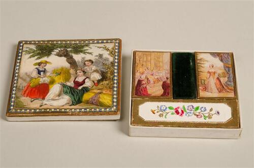 Speldendoos met inhoud