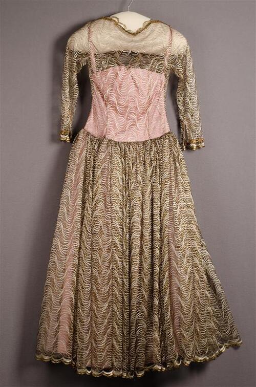 Diverse poppenkleding