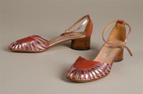 Paar damesschoenen
