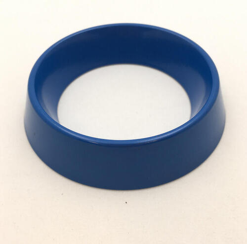 Armband blauw en rood in kegelvorm 