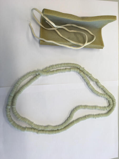 String Glass Round