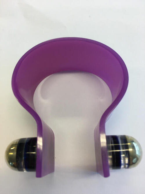 Armband van lila perspex