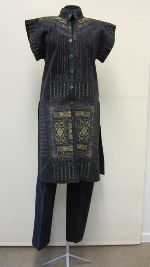 Ensemble bestaande uit tuniek en broek