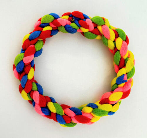 Armband van gevlochten nylondraad