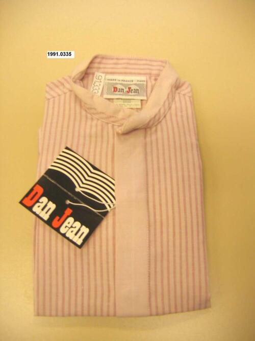 Blouse in roze strepenstof