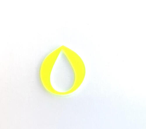 Armband van perspex in druppelvorm