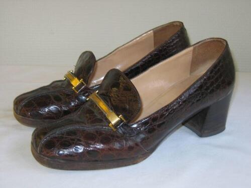 Schoenen in bruin crocoleer