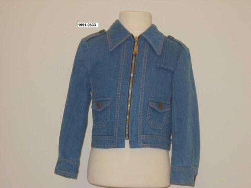 Korte spijkerjas in blauwe denim