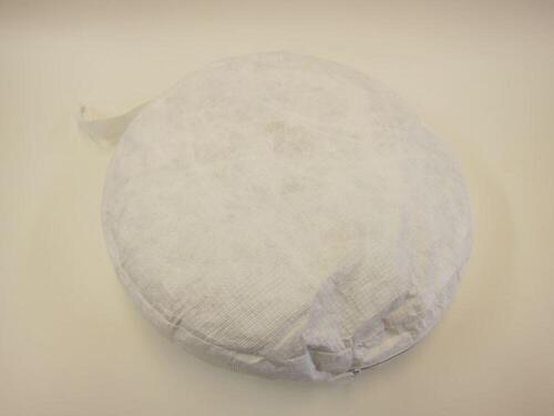 Ronde handtas in witte tyvek