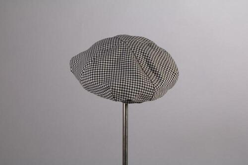 Baret in wollen pepita