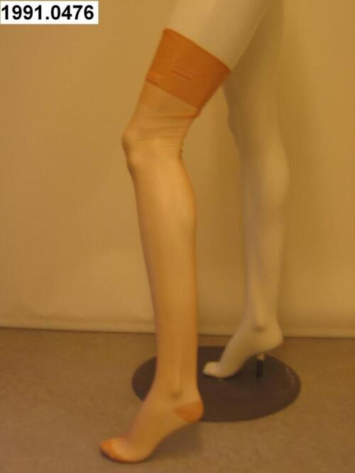 Kousen in beige nylon