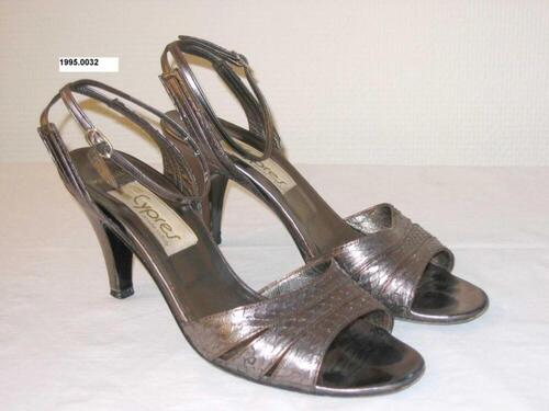 Sandalen in zilverkleurig leer