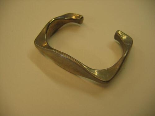 Rechthoekige armband in wit metaal