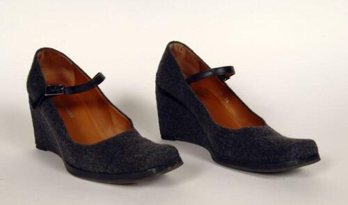 Schoenen in grijze wol met sleehak