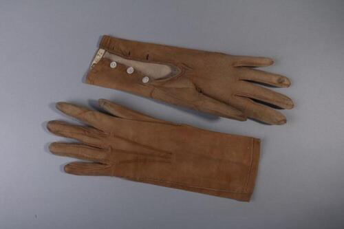 Korte handschoenen in natuurkleurige suède