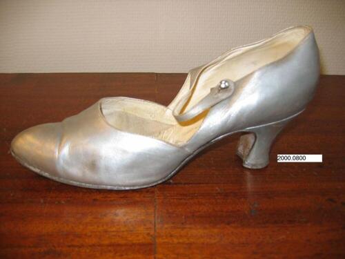 Bruiddschoenen in zilver leer