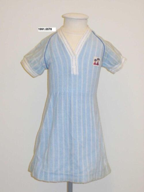 Jurk in blauw-witte badstof