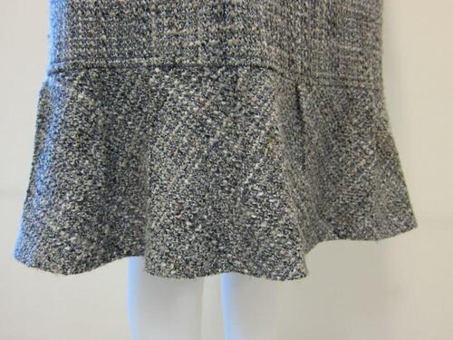 Rechte rok met volant in grijze tweed